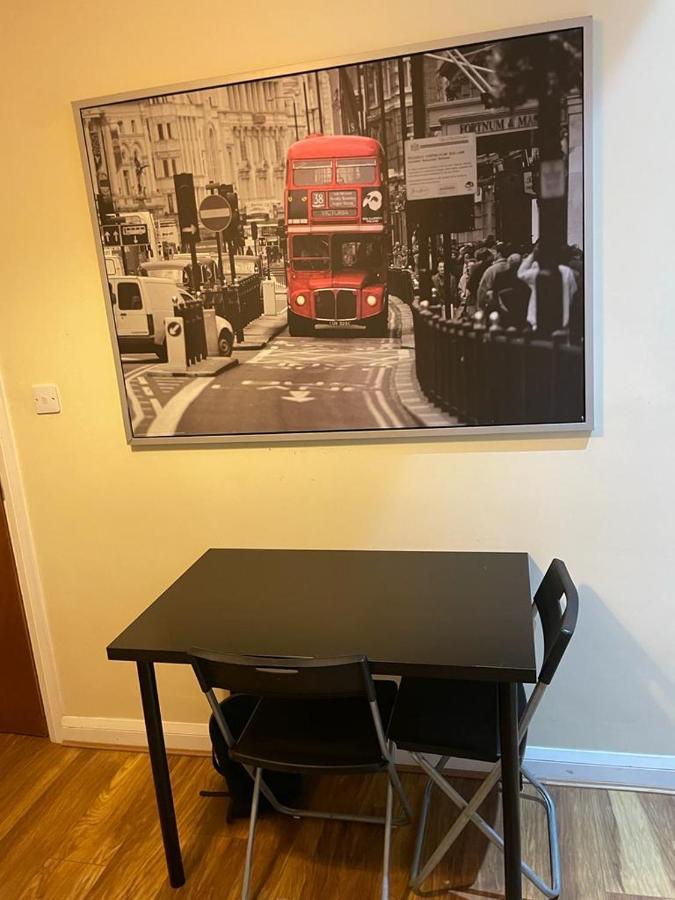 Anazing 2 - North East - Chingford Apartment *