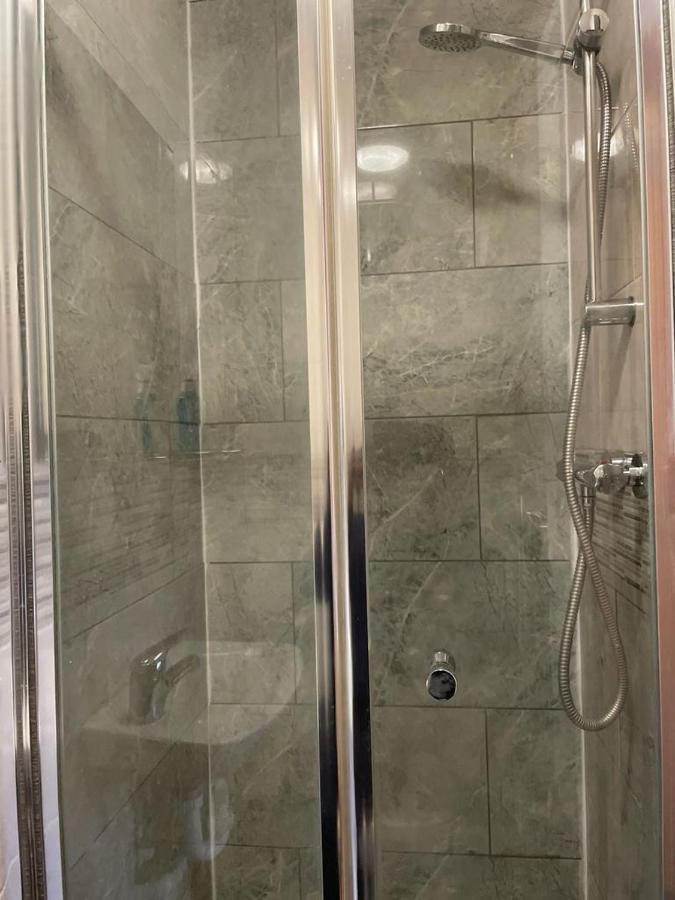 Anazing 2 - North East - Chingford Apartment *