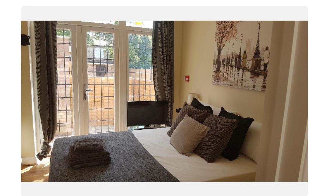 Anazing 2 - North East - Chingford Apartment